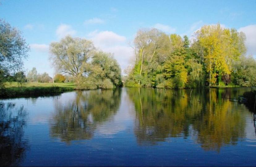 Le Cottage De L'Heron Moulle Exteriér fotografie